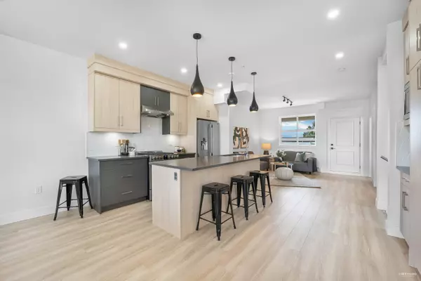 Chilliwack, BC V2P 2R2,46376 Yale RD #5