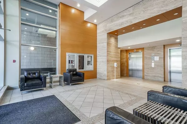 Coquitlam, BC V3B 0C4,2968 Glen DR #805