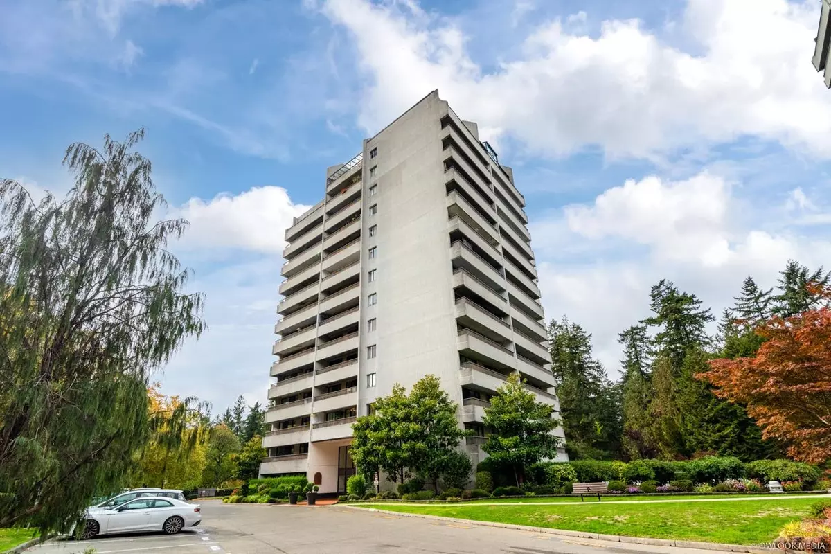Burnaby, BC V5H 4E9,4194 Maywood ST #305