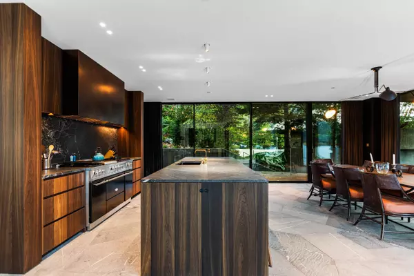 Whistler, BC V8E 0B8,3296 Archibald WAY