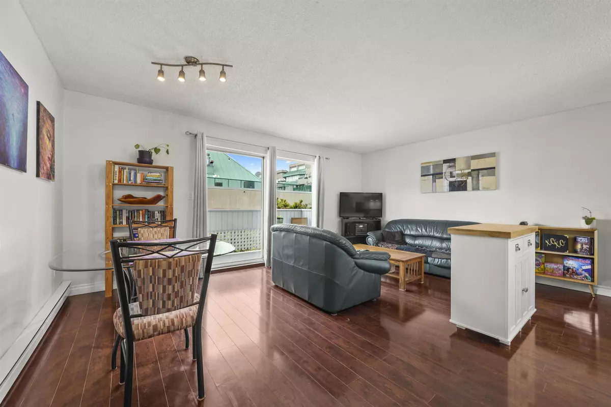 Port Coquitlam, BC V3B 1H4,2055 Suffolk AVE #212