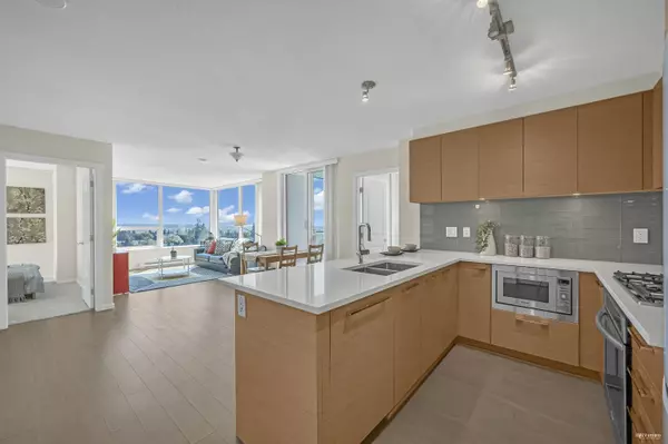 Burnaby, BC V5H 0C7,6658 Dow AVE #1502