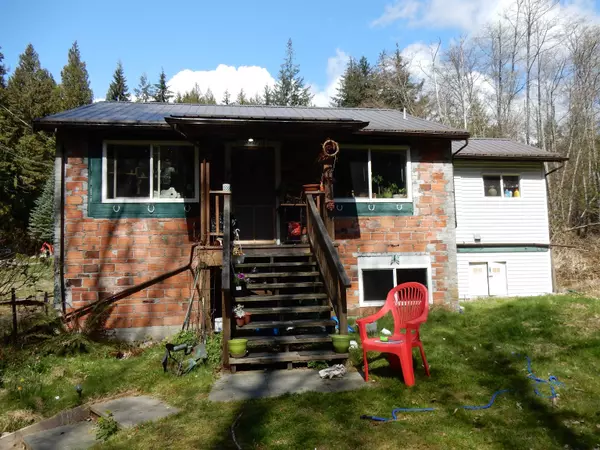 Roberts Creek, BC V0N 2W5,2126 Sunshine Coast HWY