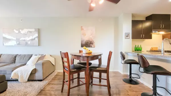 Coquitlam, BC V3E 0B5,3132 Dayanee Springs BLVD #408