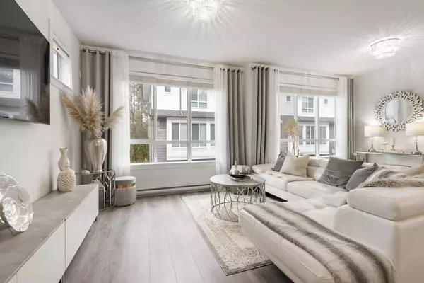 Surrey, BC V4N 6V3,9688 162a ST #48