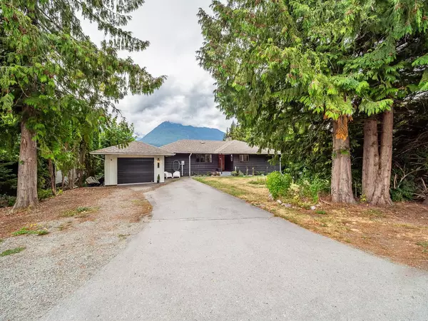 Squamish, BC V0N 1T0,40309 Ayr DR