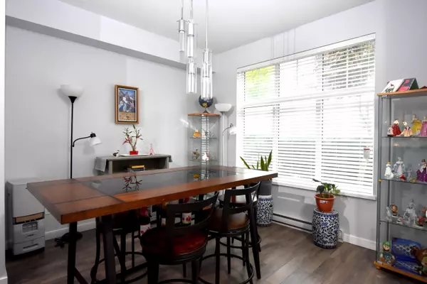 Surrey, BC V3W 1H9,13636 81a AVE ##12