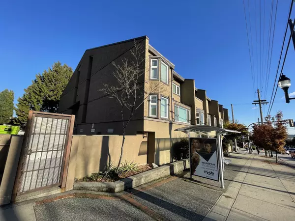 New Westminster, BC V3M 2R7,1169 Eighth AVE #103