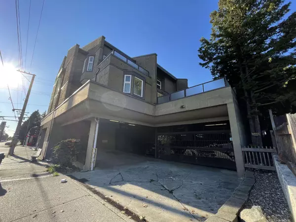 New Westminster, BC V3M 2R7,1169 Eighth AVE #103
