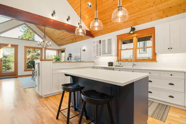 Whistler, BC V8E 0A8,2761 Coyote PL