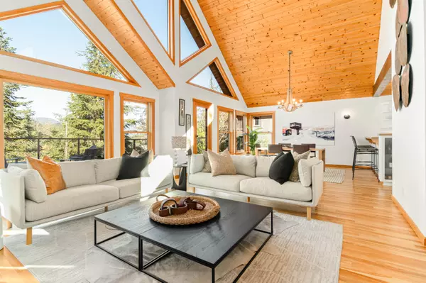 Whistler, BC V8E 0A8,2761 Coyote PL