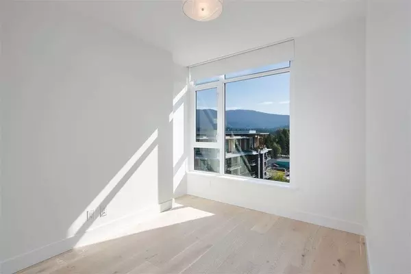 North Vancouver, BC V7J 0C5,1210 E 27th ST #1006