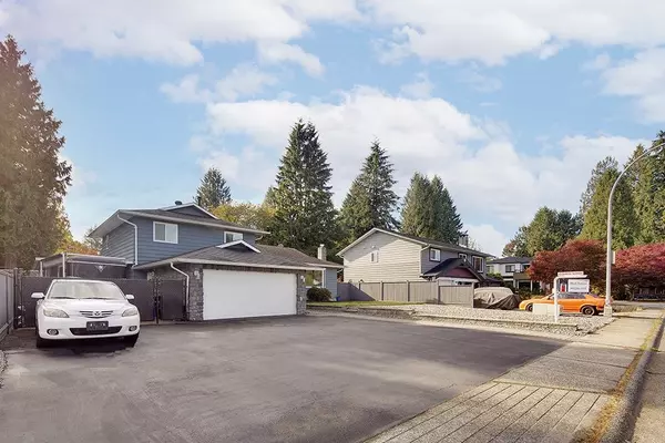 Pitt Meadows, BC V3Y 1J1,19344 121a AVE