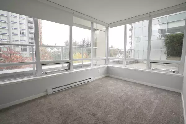 Surrey, BC V3T 0G5,13688 100 AVE #209