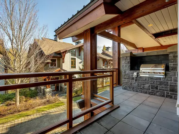 Whistler, BC V8E 0W9,7124 Nancy Greene DR #40