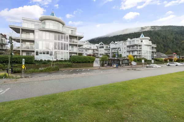 Harrison Hot Springs, BC V0M 1K0,328 Esplanade AVE #110