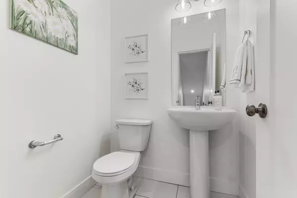 Chilliwack, BC V2R 0B9,8349 Hawthorn RD #6