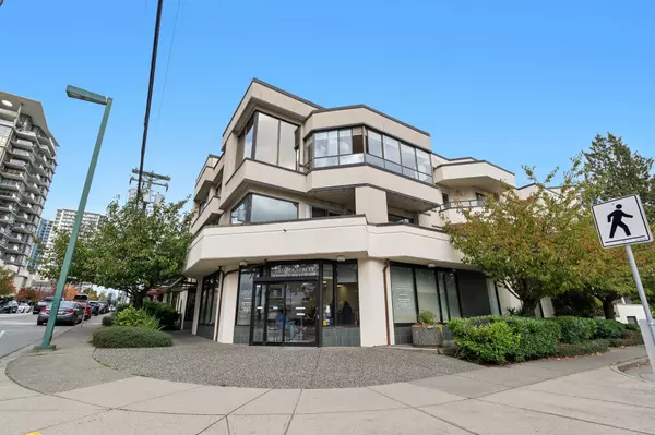 White Rock, BC V4B 4A3,1400 George ST #3F