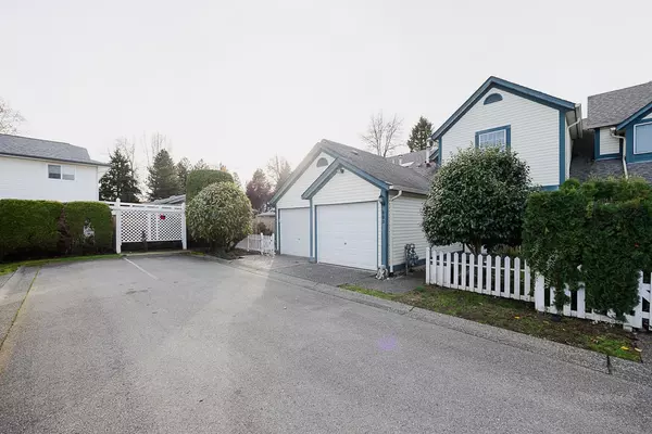 Maple Ridge, BC V2X 0K5,20680 118 AVE #603