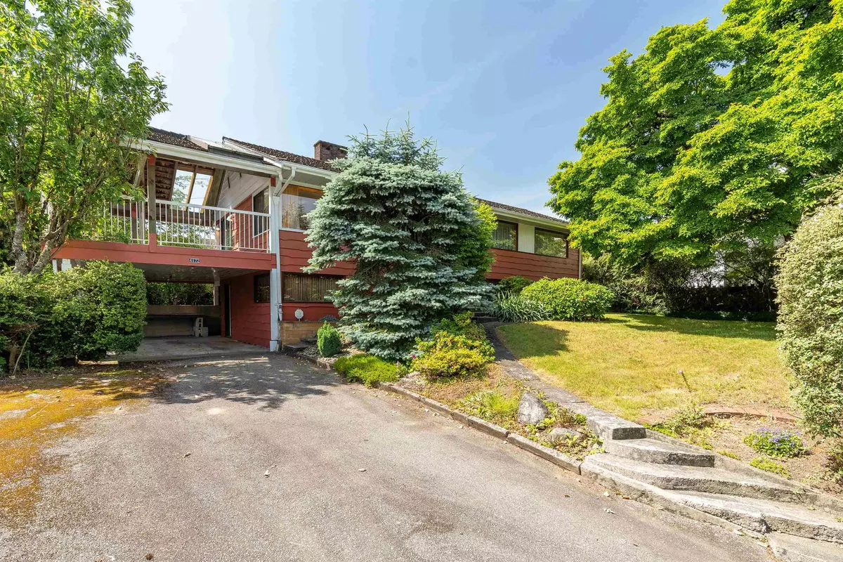 Burnaby, BC V5G 3A3,4872 Gilpin CT