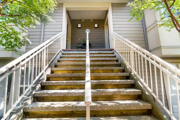 Port Coquitlam, BC V3C 0C1,2108 Rowland ST #223