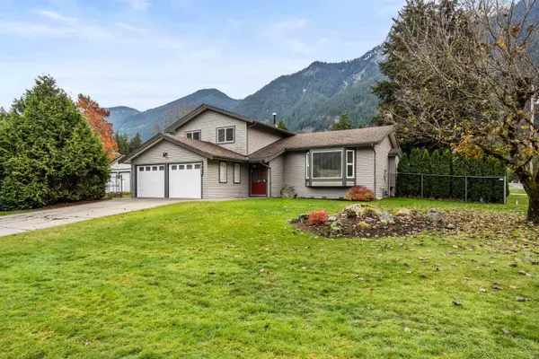 Hope, BC V0X 1L1,65622 Birchtrees DR