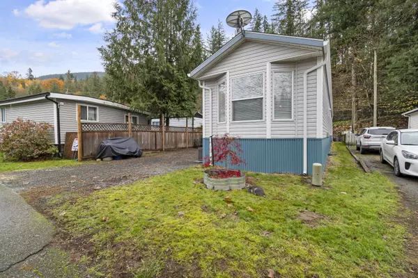 Cultus Lake, BC V2R 5B4,3942 Columbia Valley RD #105