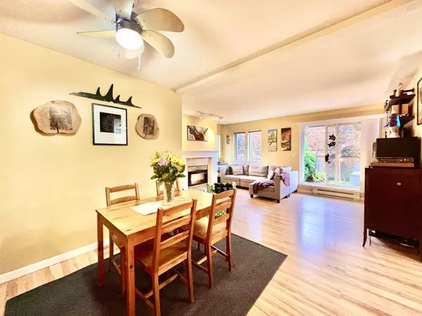 Coquitlam, BC V3K 4V4,217 Begin ST #118