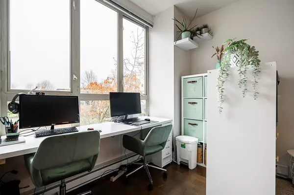 Surrey, BC V3Z 5K3,15918 26 AVE #231