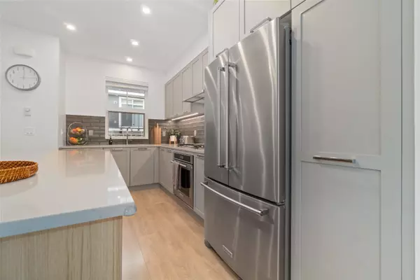 Coquitlam, BC V3E 0N9,1290 Mitchell ST #140