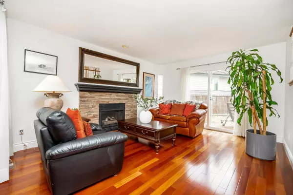 Port Coquitlam, BC V3C 5Z2,2614 Klassen CT