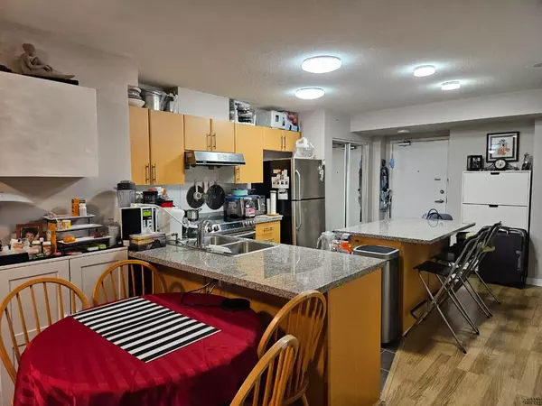 Coquitlam, BC V3B 0A7,1178 Heffley CRES #1001