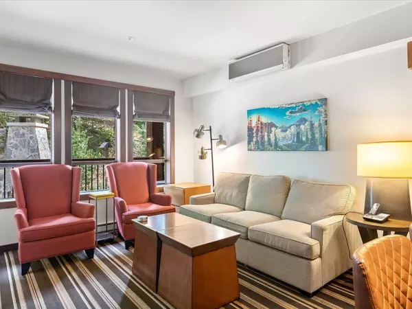 Whistler, BC V0N 1B2,2020 London LN #211B