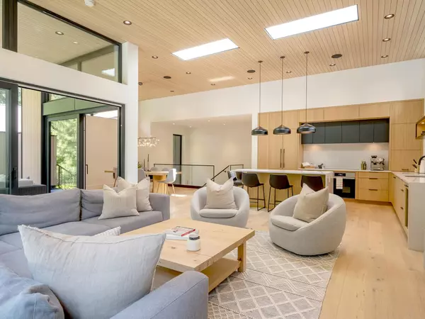 Whistler, BC V8E 0B8,3020 St Anton WAY