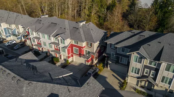 Langley, BC V2Y 0V1,20498 82 AVE #105