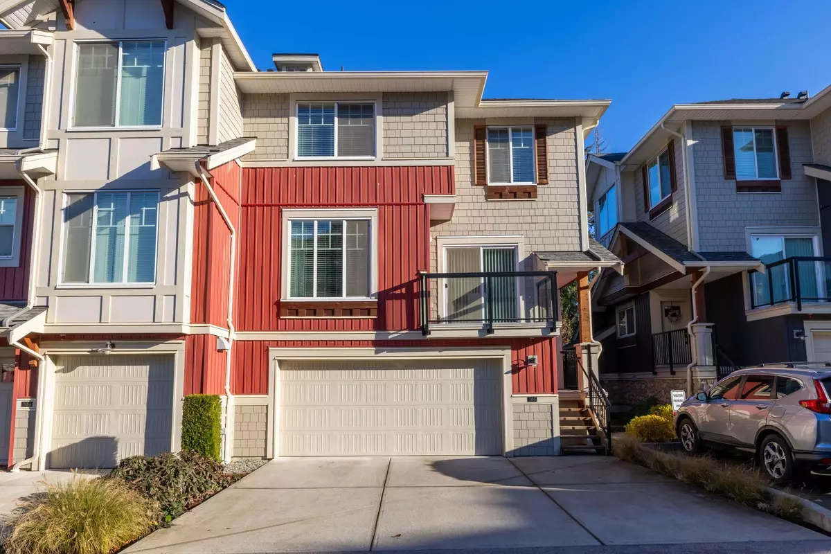 Langley, BC V2Y 0V1,20498 82 AVE #105