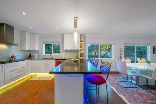 North Vancouver, BC V7K 2E4,3509 Fromme RD