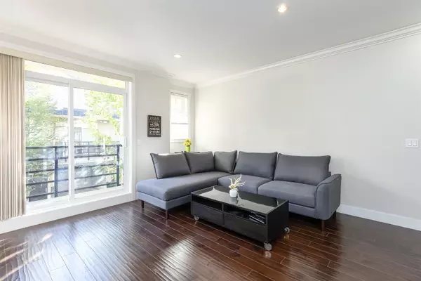 Surrey, BC V3W 0E9,6383 140 ST #69