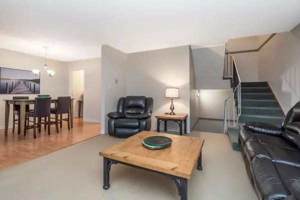 Surrey, BC V3R 6X8,10585 Holly Park LN