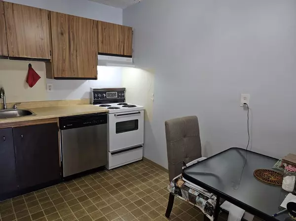 Chilliwack, BC V2P 1T5,45749 Spadina AVE #305