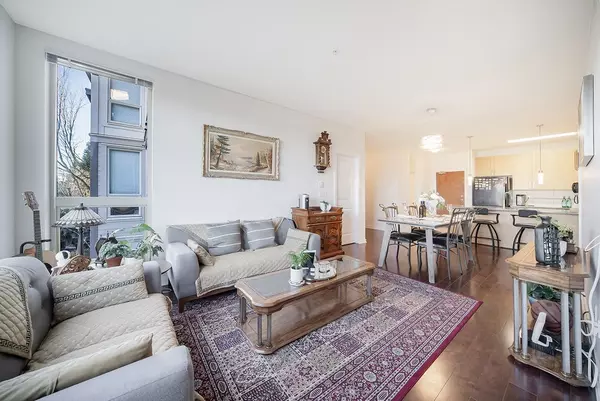 Surrey, BC V3Z 5K3,15988 26 AVE #318