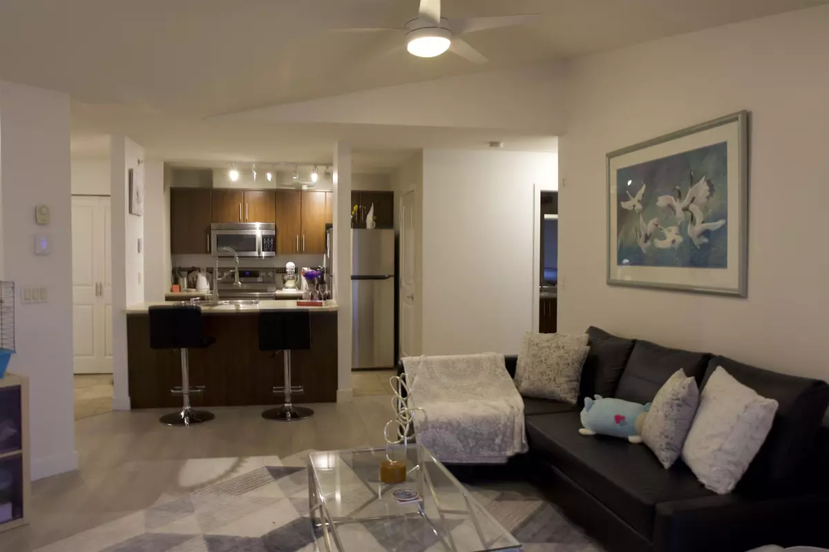 Maple Ridge, BC V2X 8W6,12248 224 ST #428