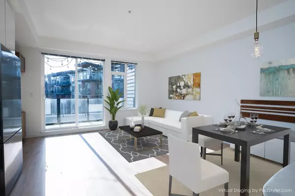 North Vancouver, BC V7M 0G2,725 Marine DR #311