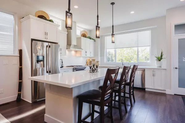 Maple Ridge, BC V2W 1G3,10279 238a ST