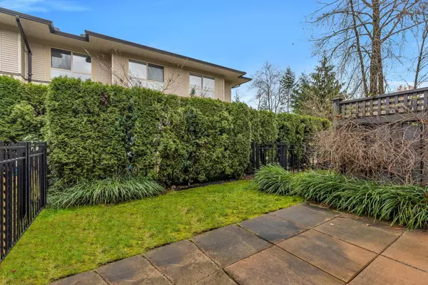 Port Moody, BC V3H 0C2,301 Klahanie DR #31