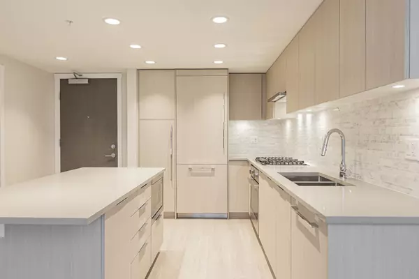 Coquitlam, BC V3B 0T9,1182 Westwood ST #1604