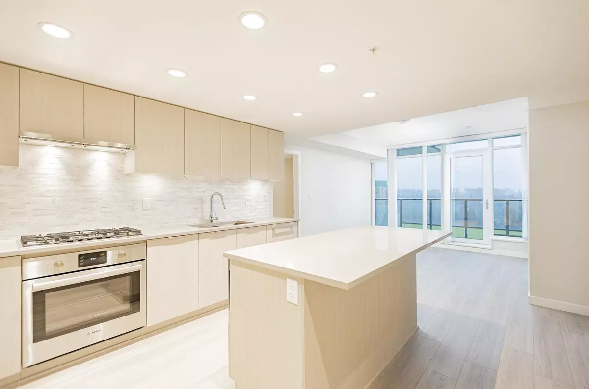 Coquitlam, BC V3B 0T9,1182 Westwood ST #1604