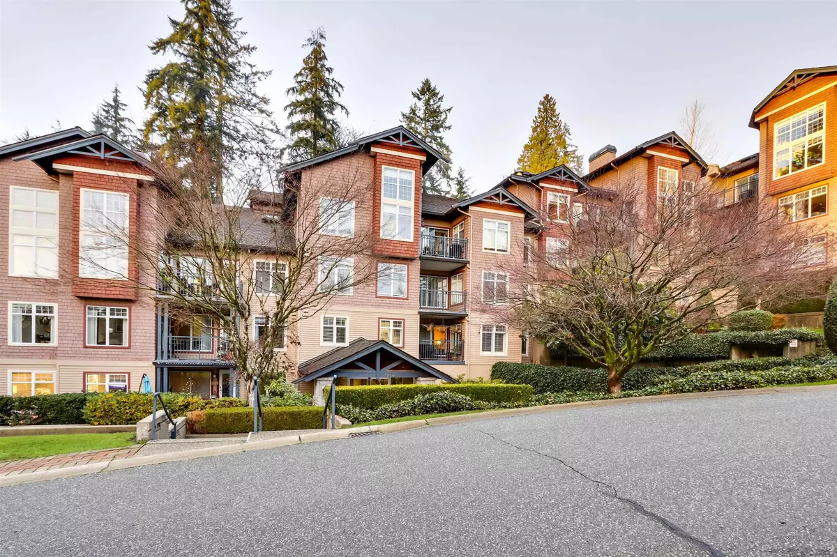 North Vancouver, BC V7H 2Z6,1144 Strathaven DR #309