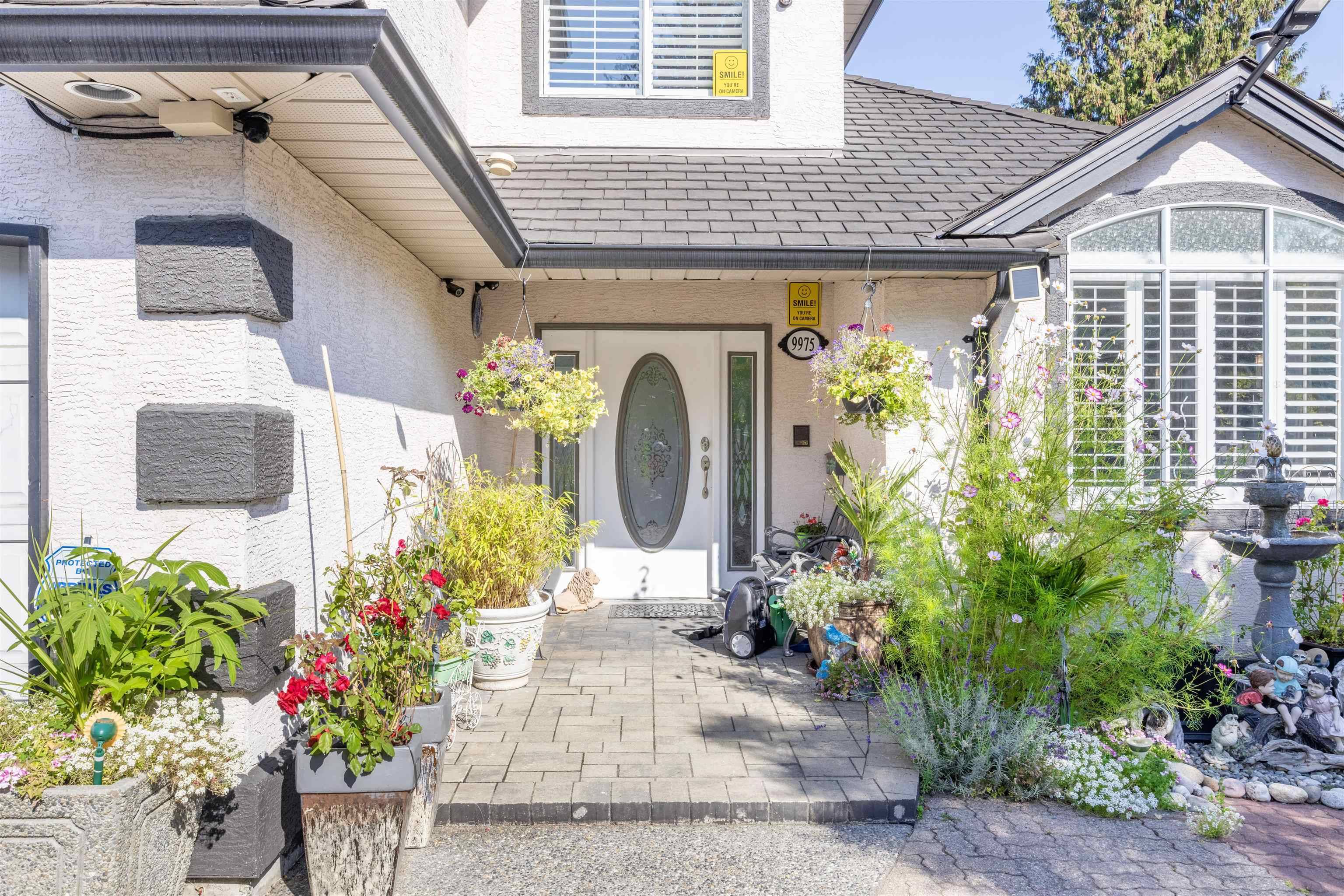 Surrey, BC V3V 7Y4,9975 116 ST