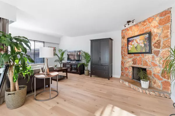 Richmond, BC V7A 3B5,11751 King RD #62